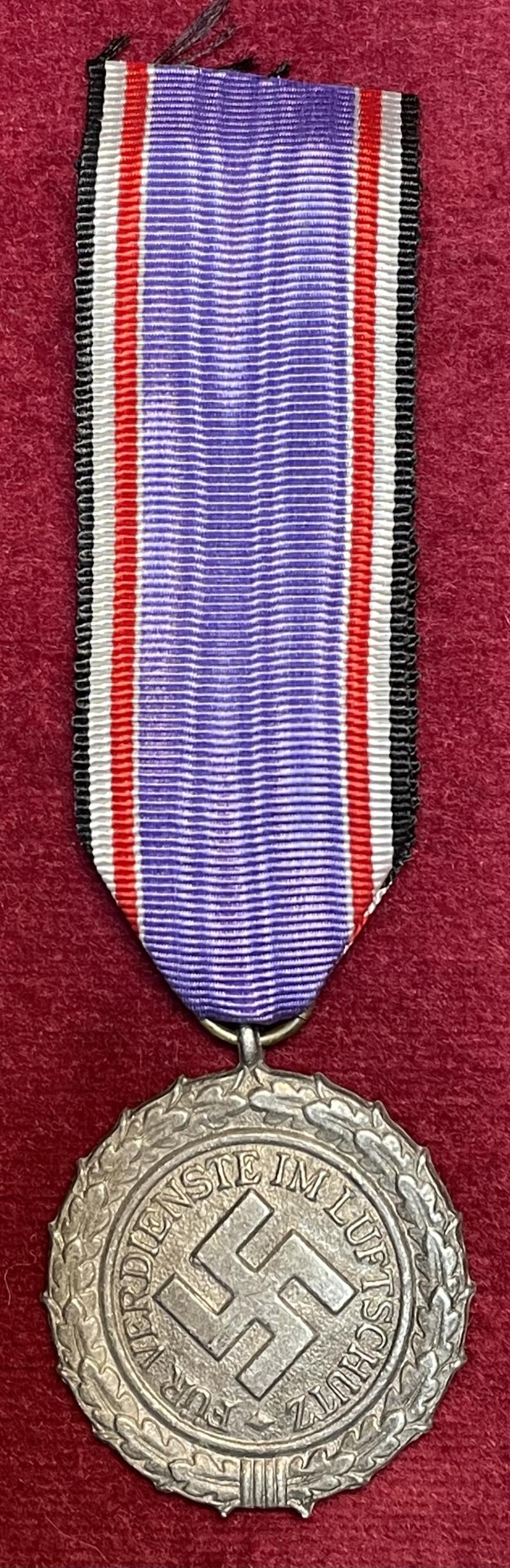 3rd Reich Luftschutz-Ehrenzeichen 2. klasse