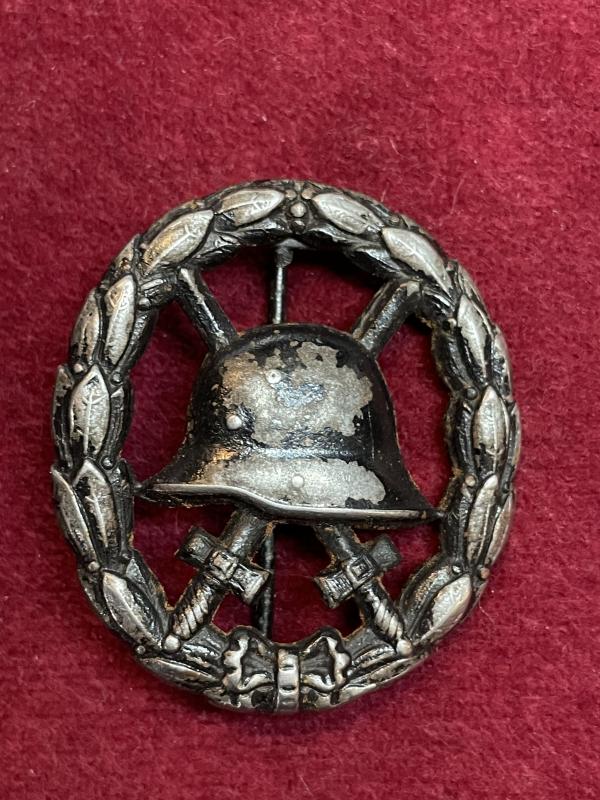 Kaiserreich Verwundetenabzeichen für die Armee und Kolonialtruppen