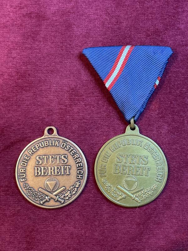 Österreich Wehrdienstmedaillen Bronze & Gold