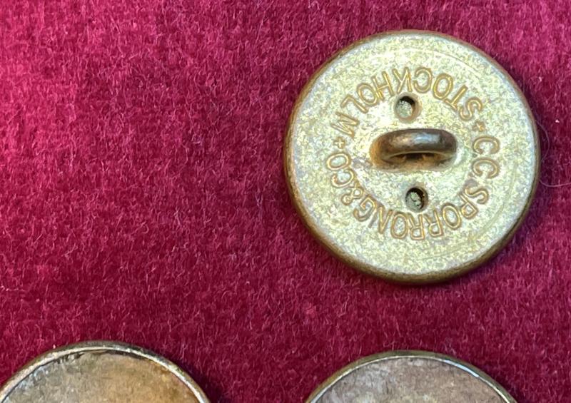 Danish army gilded buttons pre-wwII (7 pcs.)
