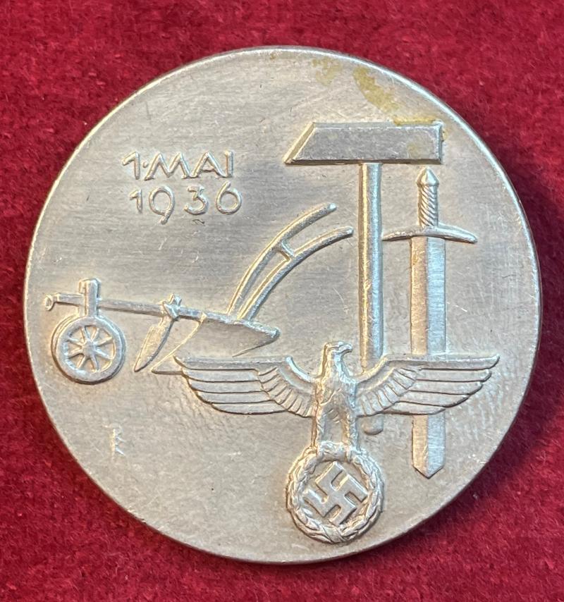3rd Reich DAF Tag der Arbeit 1936 abzeichen