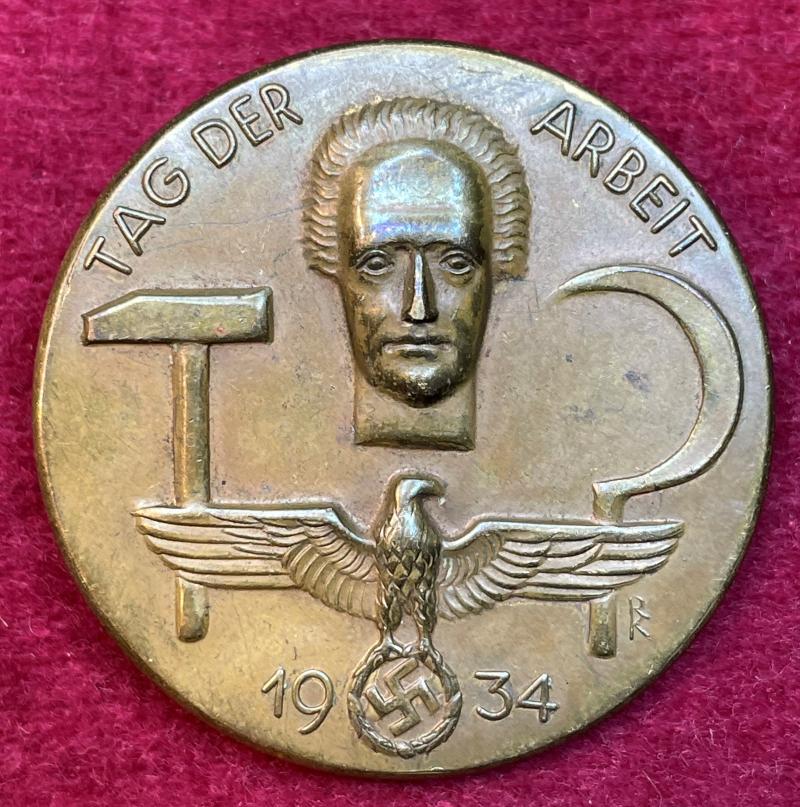 3rd Reich DAF Tag der Arbeit 1934 abzeichen