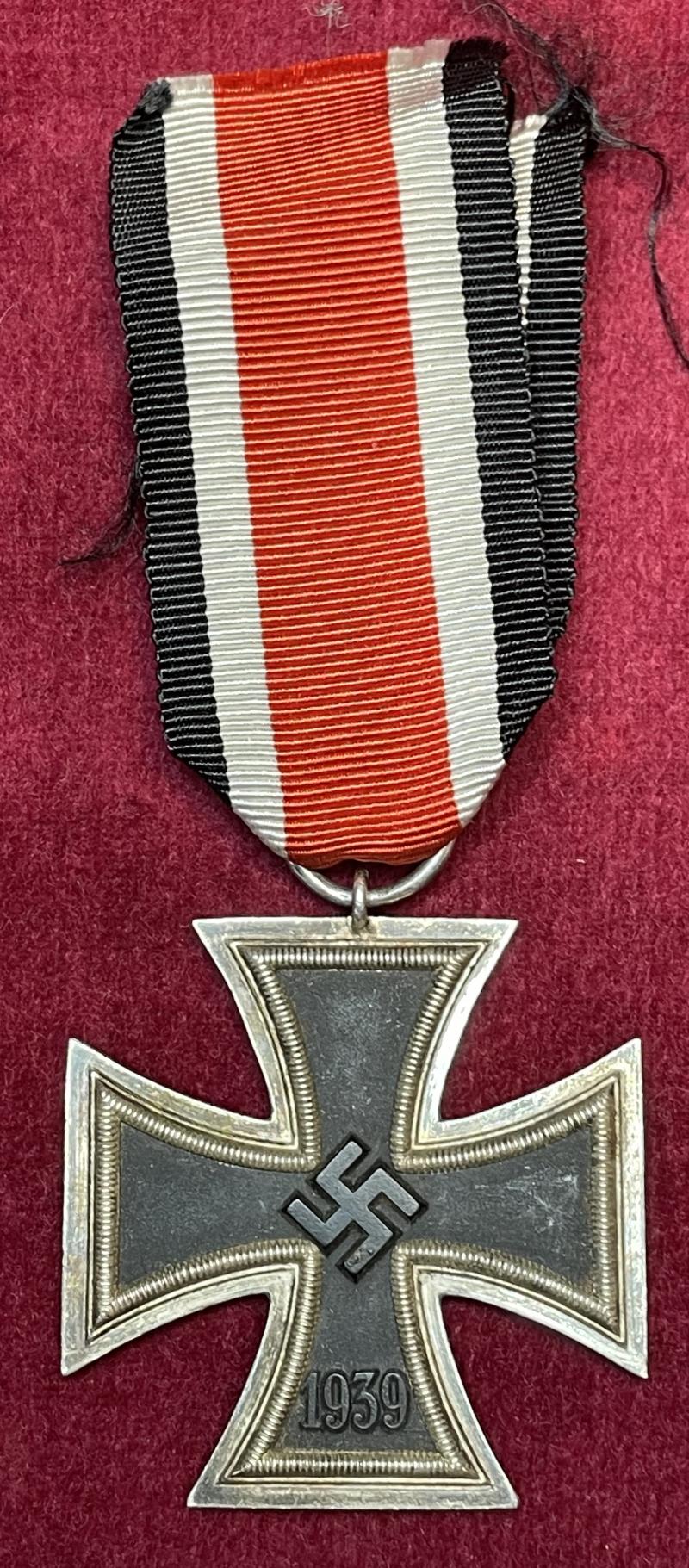 3rd Reich Eisernes Kreuz 2. Klasse 1939 (Attr. Steinhauer & Lück)