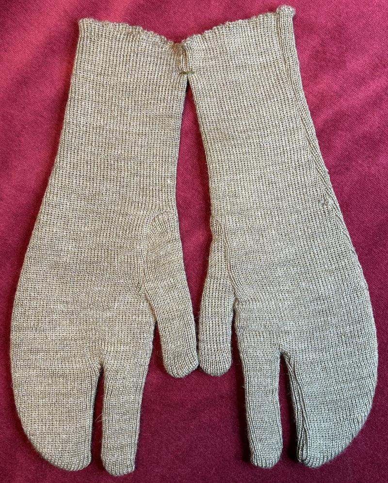 British WW2 Wool winter gloves