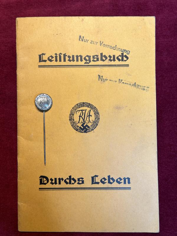 3rd Reich Reichssportjugendabzeichen und Leistungsbuch