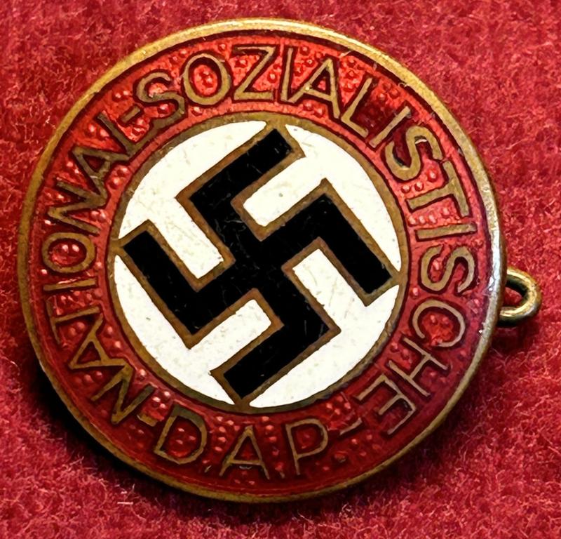 3rd Reich NSDAP Parteiabzeichen (Redo Saarlouis)