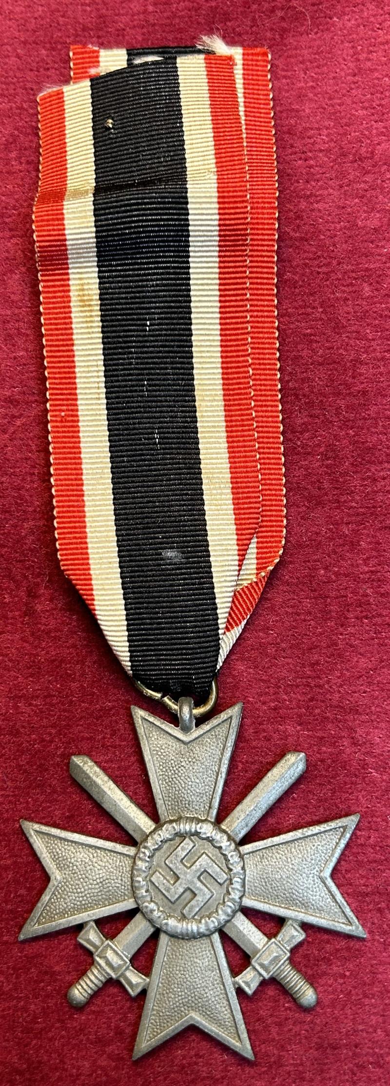3rd Reich Zink Kriegsverdienstkreuz mit Schwertern 2. Klasse 1939