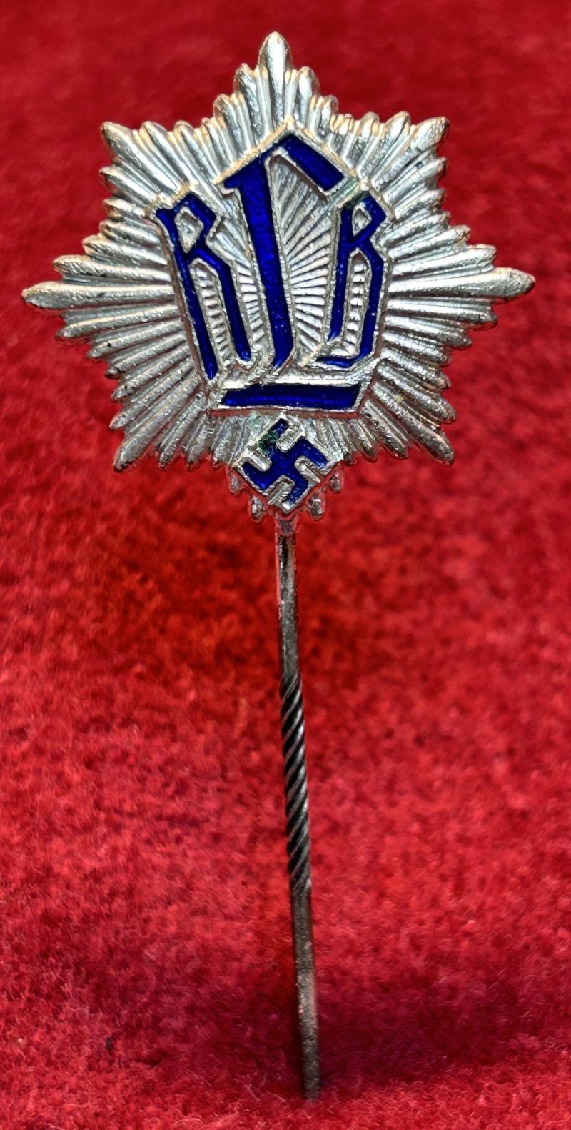 3rd Reich RLB Mitgliedsabzeichen 1. Form (August Enders)