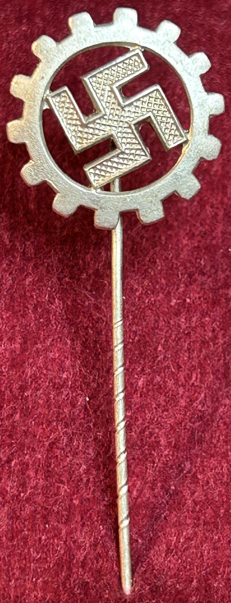 3rd Reich DAF Mitgliedsabzeichen (RZM 36)