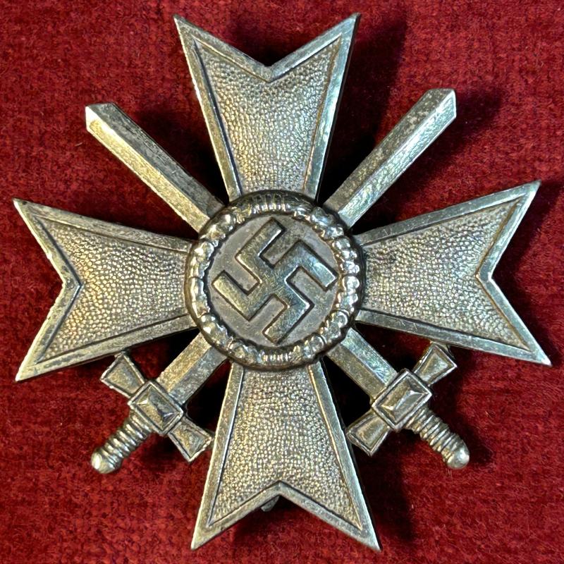 3rd Reich Kriegsverdienstkreuz mit Schwertern 1. Klasse 1939 (Bauer)