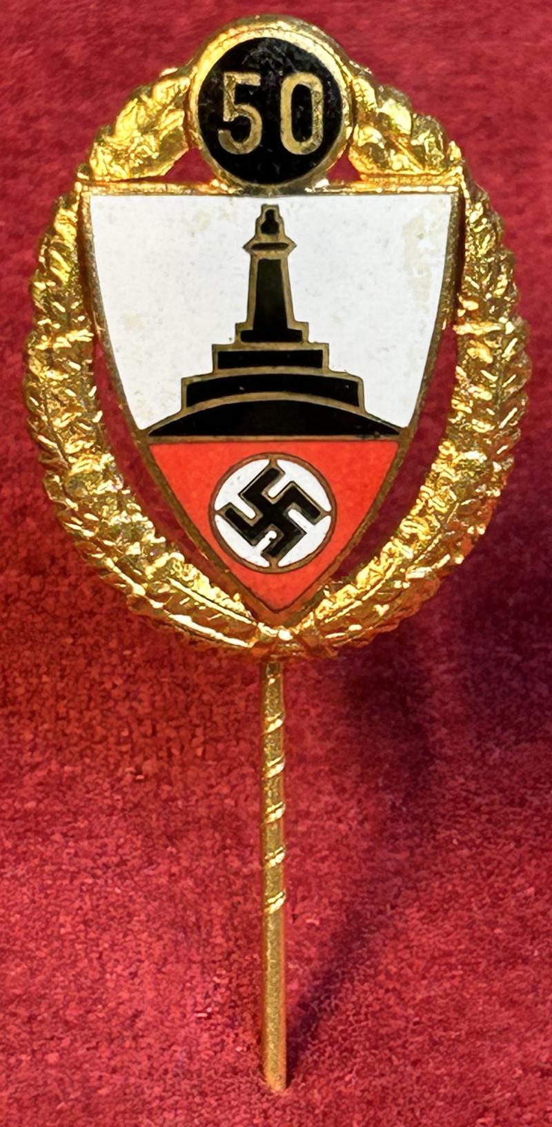 3rd Reich DRKB Silberne Ehrennadel für 50 jährige Mitgliedschaft 2. Form