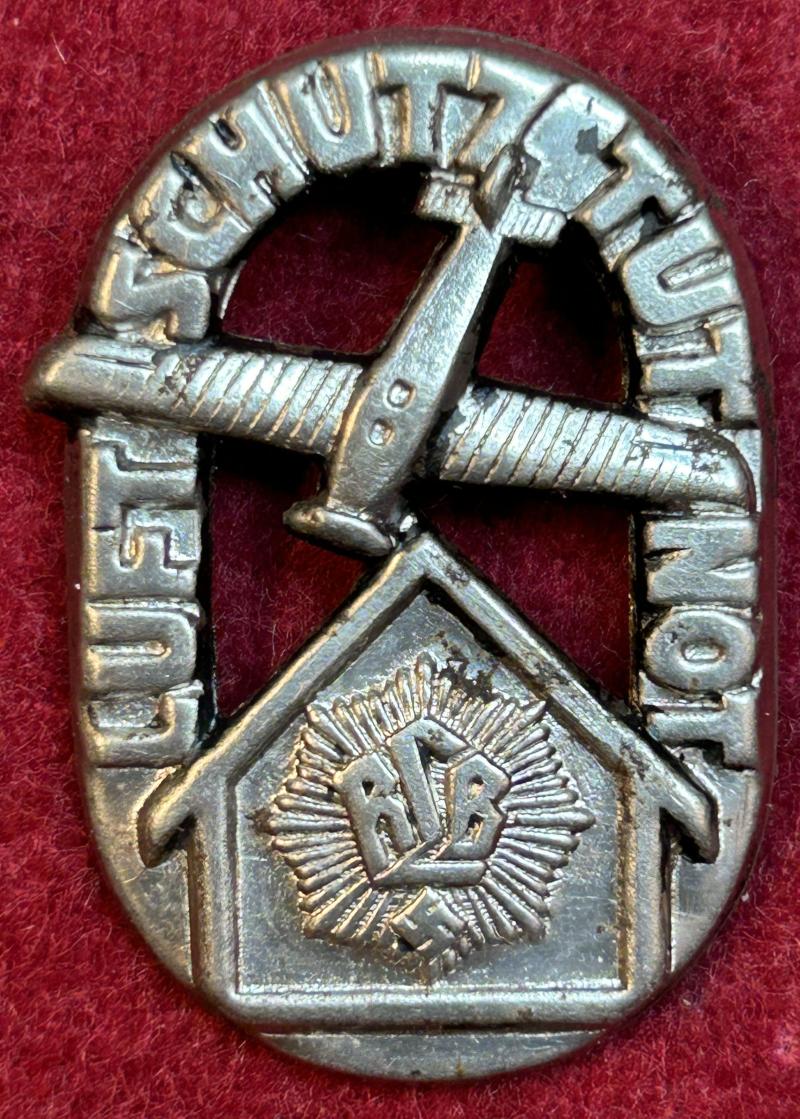 3rd Reich RLB Luftschutz tut no