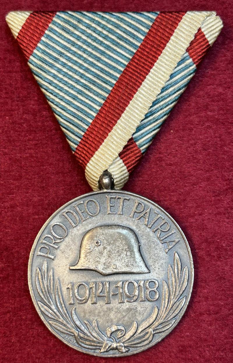 Hungary Pro Deo et Patria WWI medal