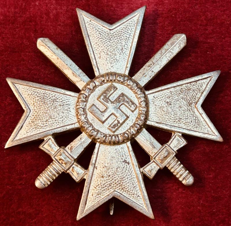 3rd Reich Kriegsverdienstkreuz mit Schwertern 1. Klasse 1939 (L/58)