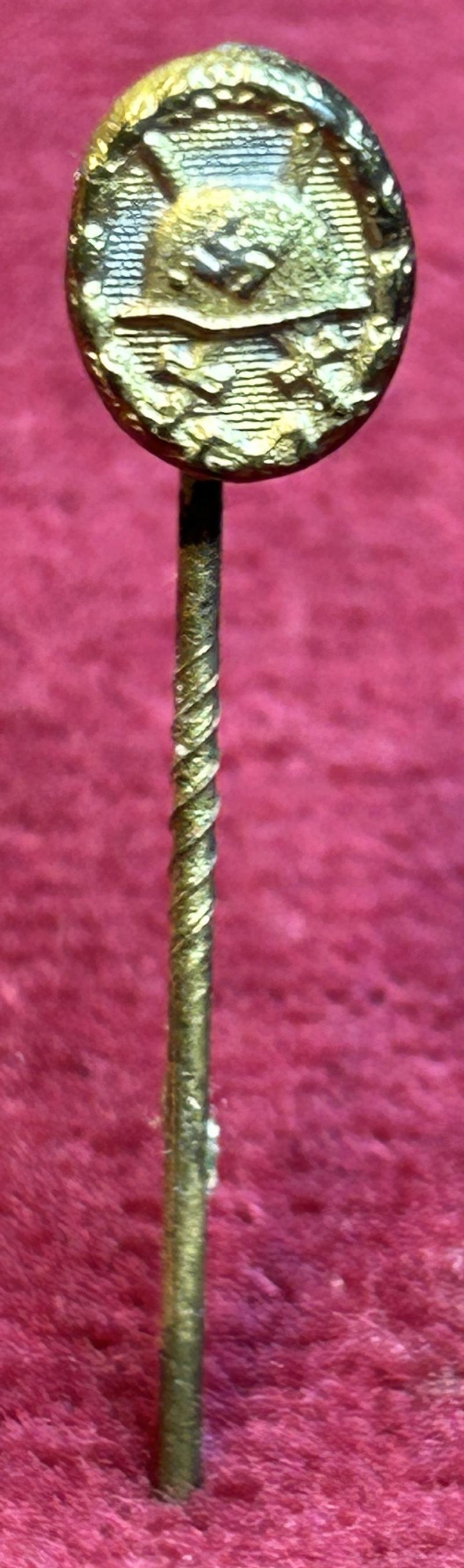 3rd Reich Verwundetenabzeichen 1939 in Gold Miniatur